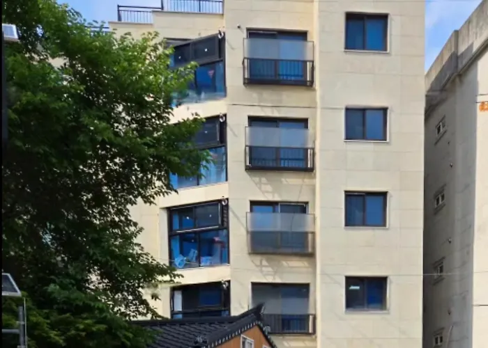 Villa 3r,4b,2ba,all Ac, 지하철도보5분, 동대문15분, 명동25분, 이태원,성수,서울역 30분